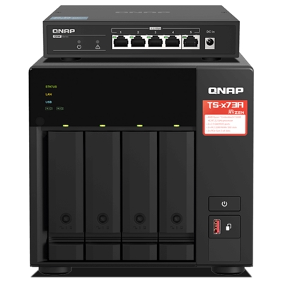 NAS QNAP TS-473A-SW5T 4HD 3,5''/2,5''SATA6>NO HD< + SWITCH (QSW-1105-5T) 2P 2.5GBE 4P USB-8GB DDR4 -AMD RYZEN V1000 2.2GHZ